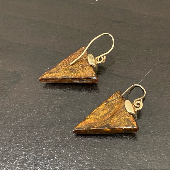 Vintage Brown Shimmer Resin Inverted Triangle Drop Earrings - Picture 7 of 12
